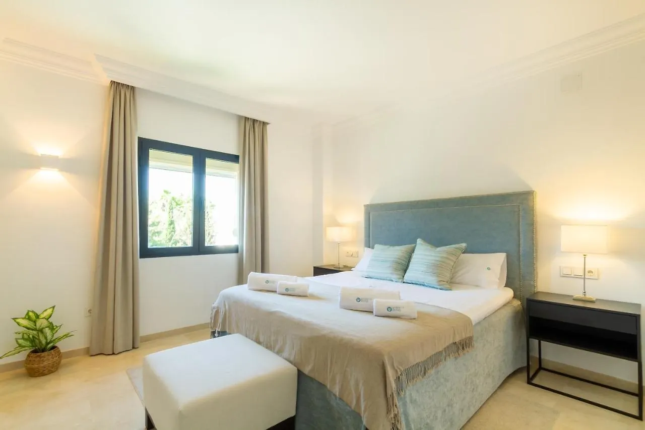 Marbella Banus Suites - Nueva Andalucia Banus Sea Views Apartment