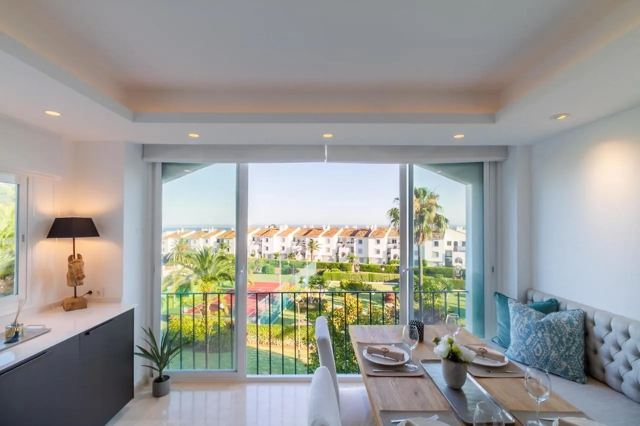 Marbella Banus Suites - Nueva Andalucia Banus Sea Views Apartment