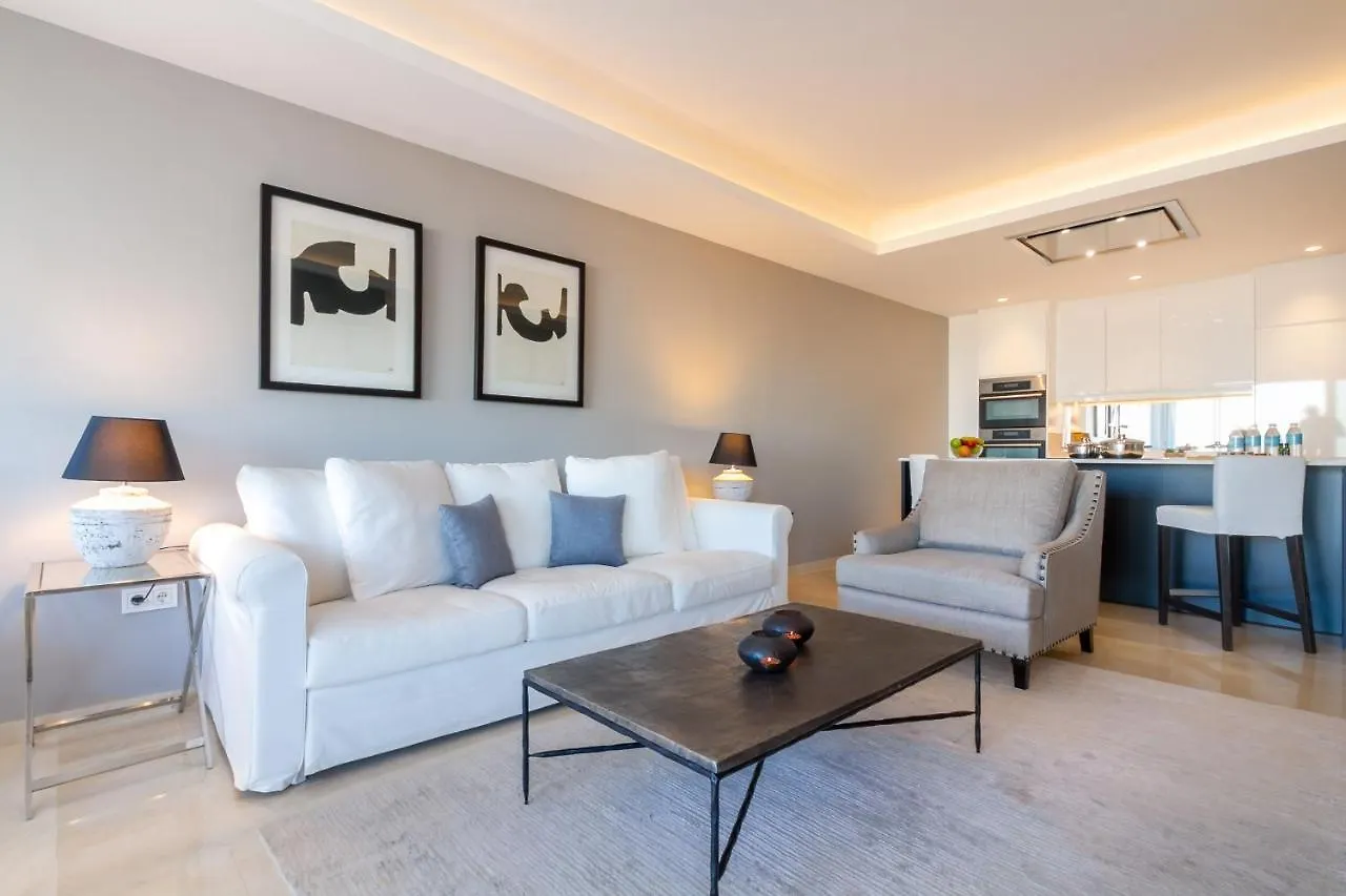 Marbella Banus Suites - Nueva Andalucia Banus Sea Views Apartment 0*,  Spain