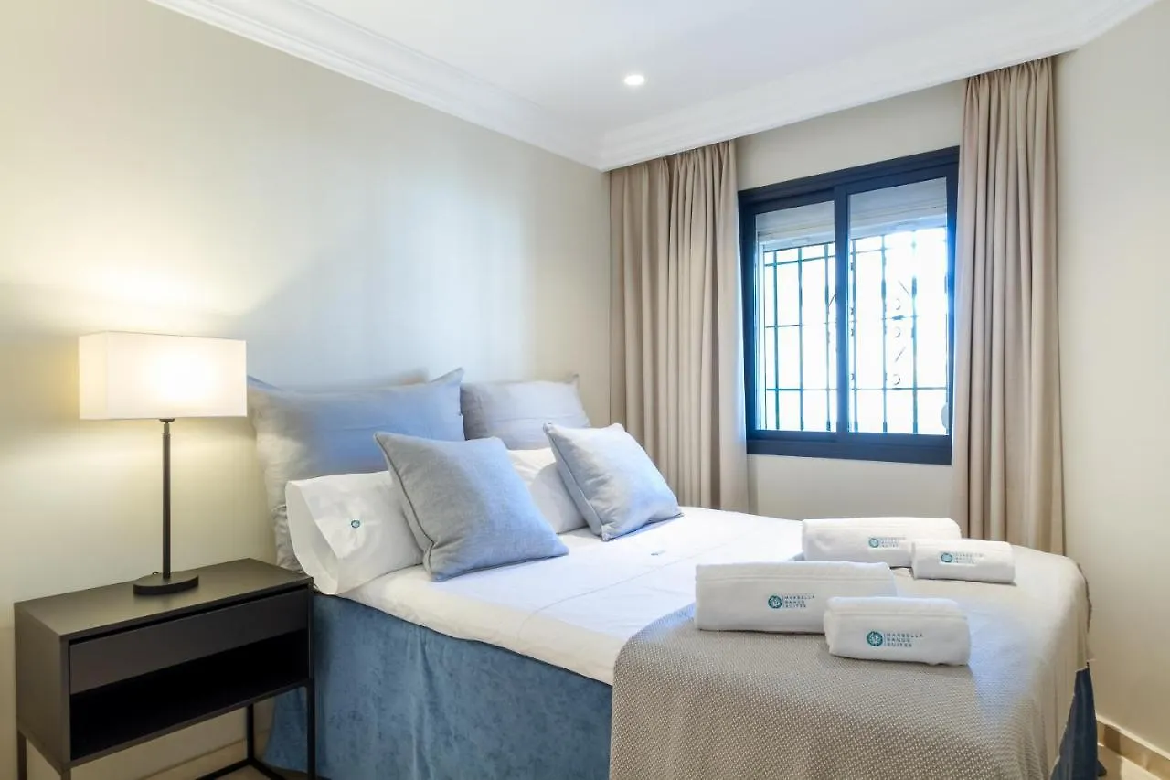 Marbella Banus Suites - Nueva Andalucia Banus Sea Views Apartment