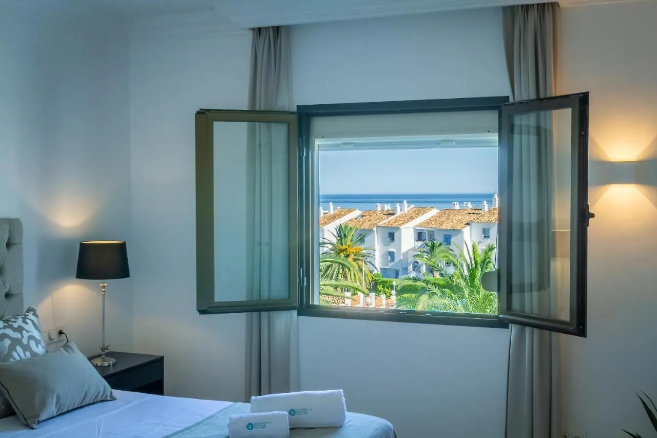 Marbella Banus Suites - Nueva Andalucia Banus Sea Views Apartment Spain