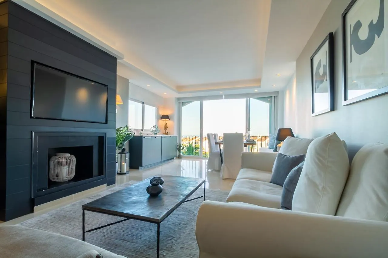 Marbella Banus Suites - Nueva Andalucia Banus Sea Views Apartment